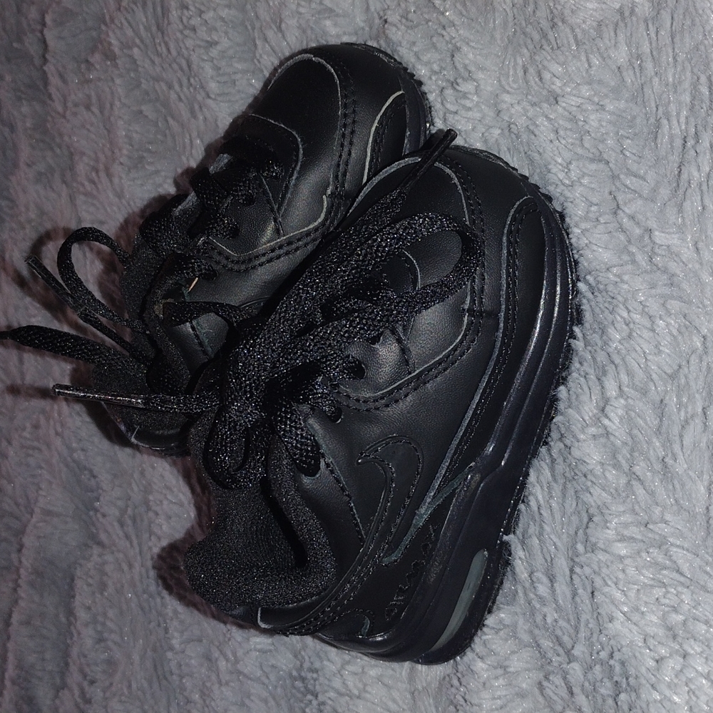 Toddler sneakers